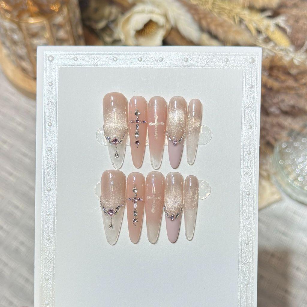 Handmade Press On Nail French Gentle Sparkling Pink Cat Eye Hollowed-out Cross Diamond Long Stiletto Fake Nail Patch Artificial Nail Reusable XS