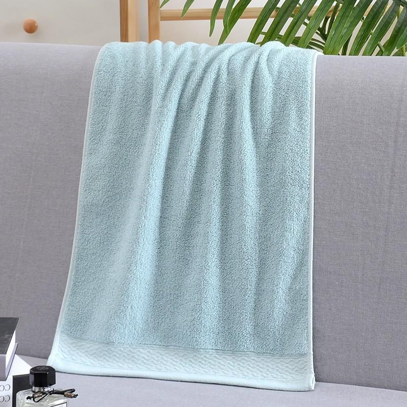 Absorbent Thickened Pure Cotton Bath Towel with Embroidered Souvenir Design