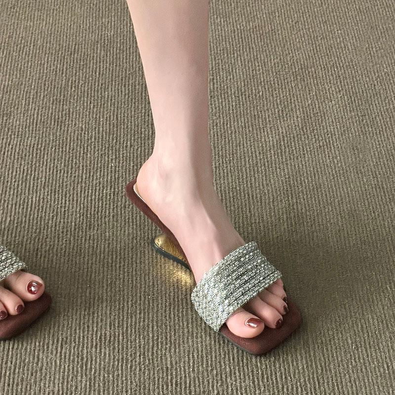 Fashion On A Wedge Shoes Womens Slippers Outdoor Slides Jelly Flip Flops Heeled Mules Pantofle Glitter High 2025 Pumps Crystal Glitter S