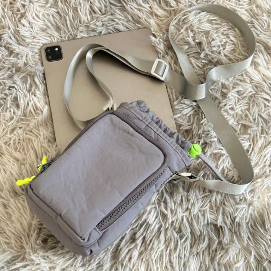 Fashion Cute Phone Bag Nylon Shoulder Bag Minimalist Crossbody Bags for Women Handbags Zipper Drawstring Handbag