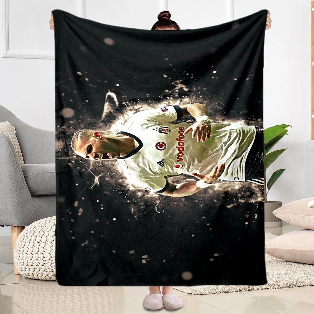 Soccer Player Action Blanket Soft & Cozy Suitable for Office Chair Office Seaside for All Occasions Modern Style Best Holiday Gift for Friends Family