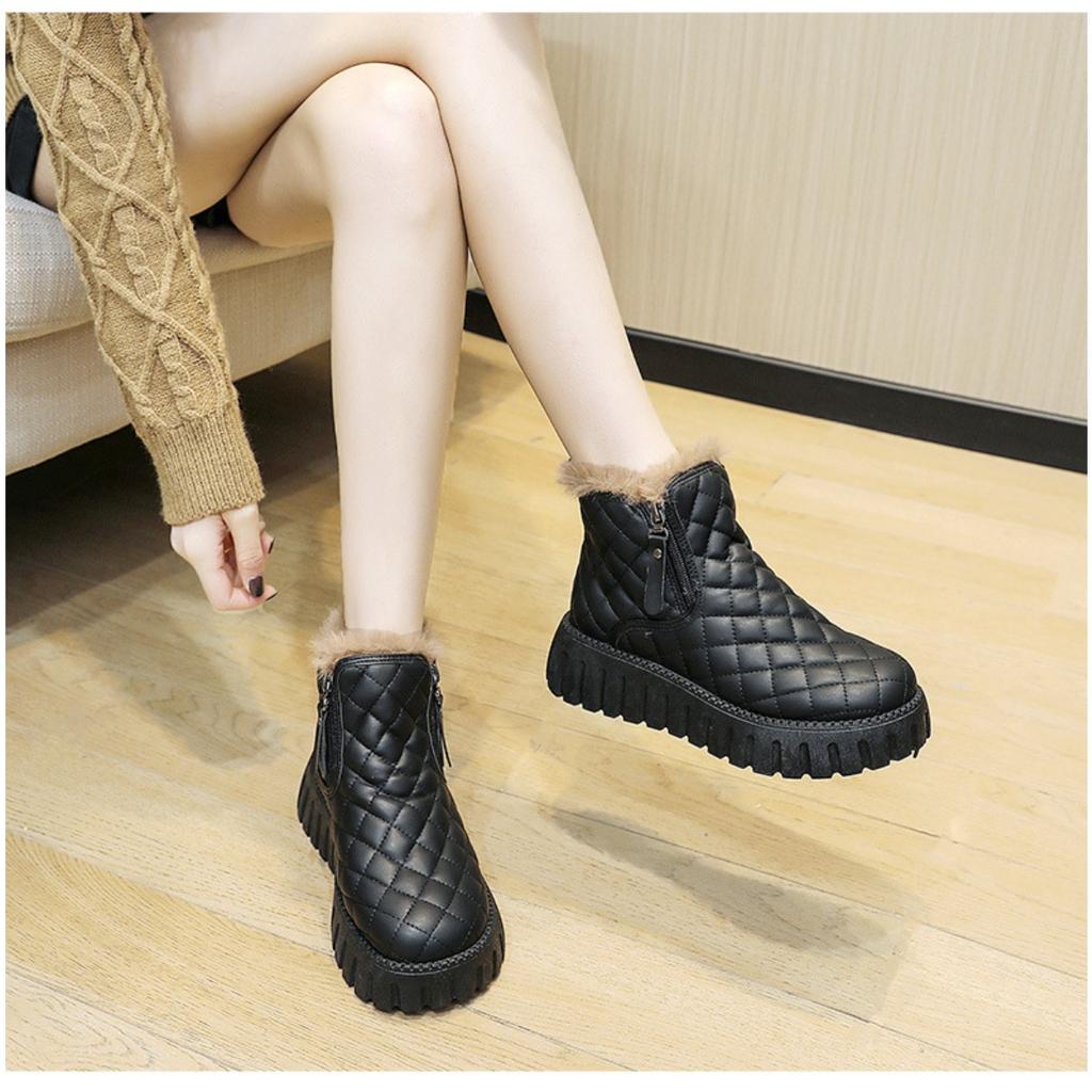 Women's Winter Boots with Faux Fur Lining & Zipper Closure -Toe Ankle Boots with Cushioned Insole- Casual & Semi-Formal Winter Footwear