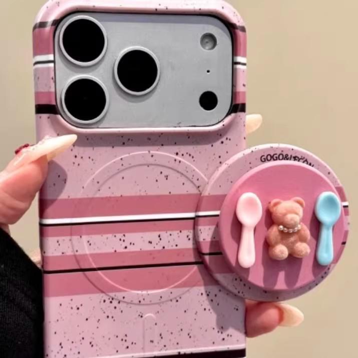 3D Bear Magnetic Phone Holder with Strong Adsorption - Suitable for MagSafe Devices, Perfect for Desktops and Lazy Users
