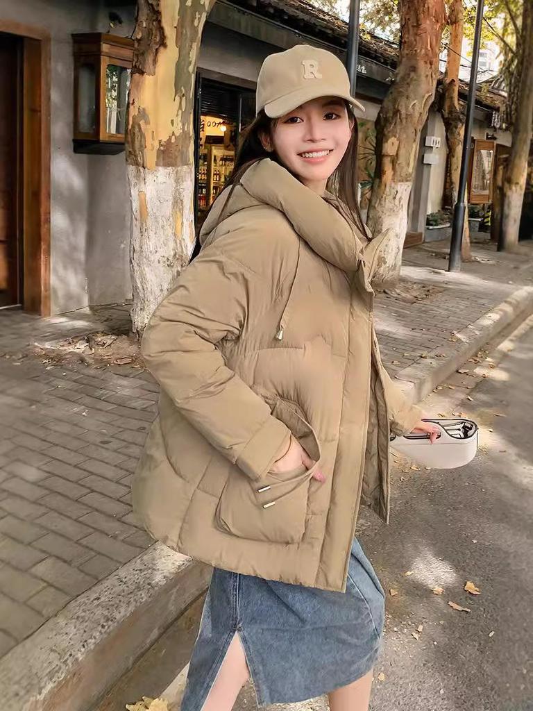 Women's Windproof Lightweight Fluffy Hooded Warm Cold Loose Short Section Casual Sports High Quality Fabric Jacket Cotton Jacket Coat