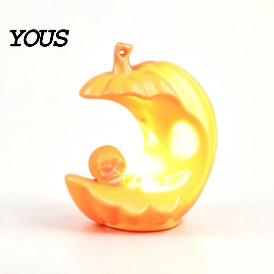 Detailed Ghost Face Decor LED Light-Up Halloween Pumpkin Moon Figurine, Spooky Crescent Skull Decoration Night Light for Home Desktop Shelf