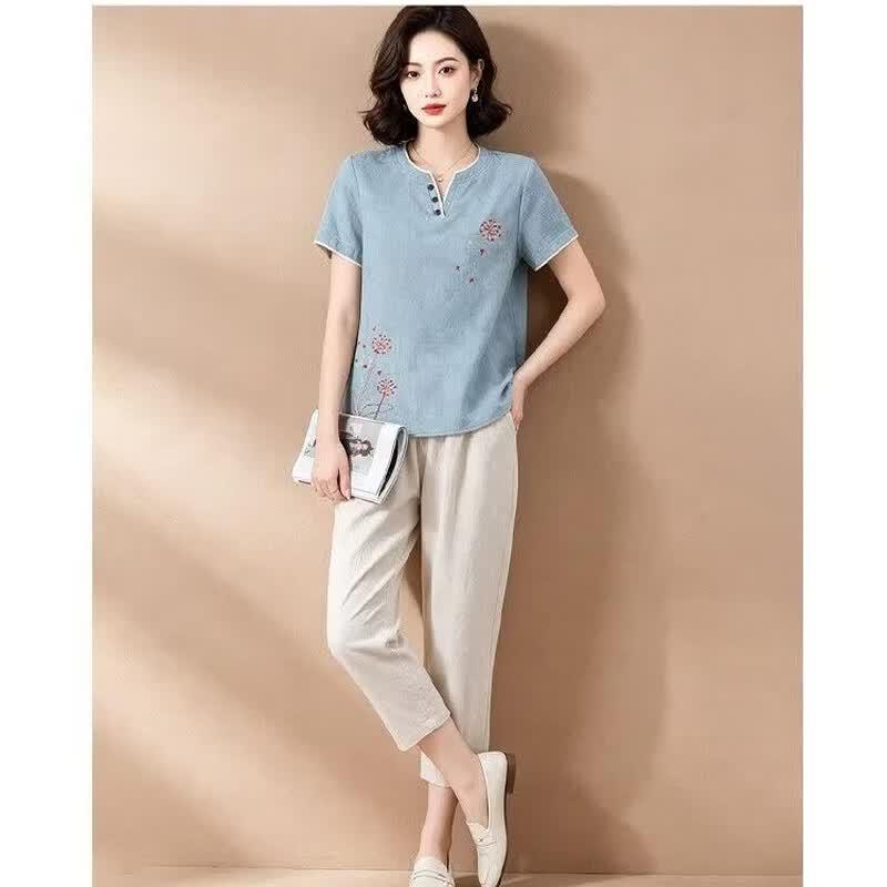 Women's Embroidered Crew Neck Top & Capri Pants Set