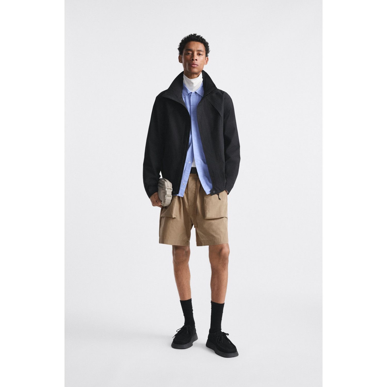 

TECHNICAL BERMUDA SHORTS WITH BELT