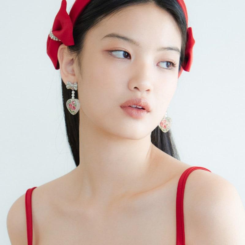 LOVUEE Scarlet Satin Double Bow Headband