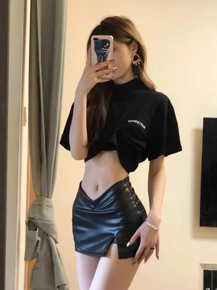 

2024 Осень/Зима Юбка-обертка с завышенной талией из ПУ кожи, стройнящая, для женщин - Короткая, до половины тела, облегающая бедра XL чёрный