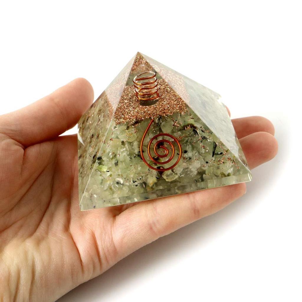[GOLD STONE] Orgonite Pyramid with Prehnite and Single Quartz Crystals, Spiritual Item, Approximately 65-70mm Wide