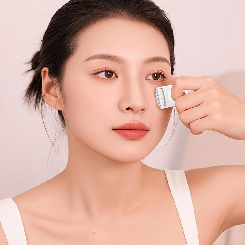 Portable Manual Face Roller with Acupressure Nodes Puffiness Relief Massage Tool for Eye Area, Jawline, Cheek