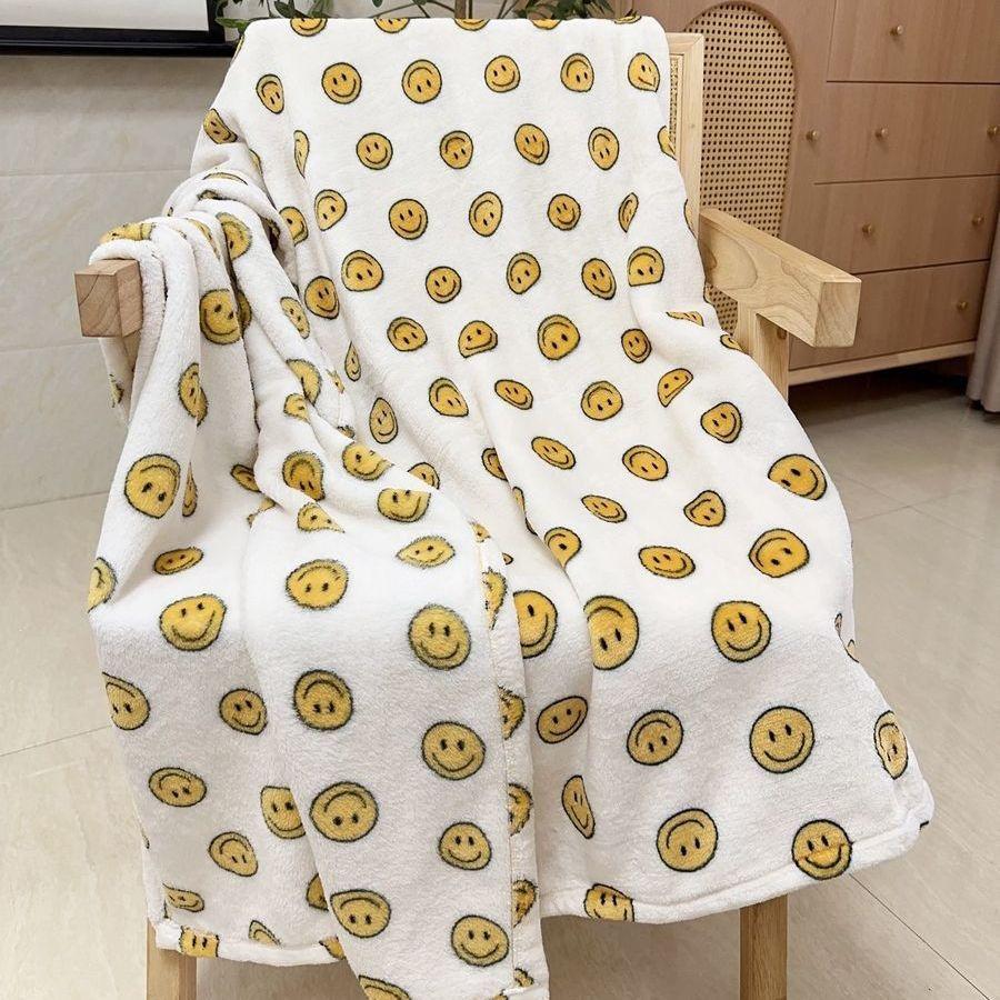 Cartoon Flannel Throw Blanket | Thick, Non-Shedding, All-Season Use for Dorms, Sofas, Cars