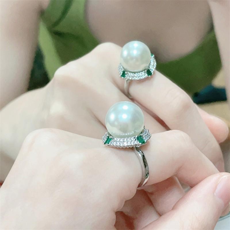 High-End French Emerald & Pearl Micro-Set Diamond Ring for Women – Internet Celebrity Style