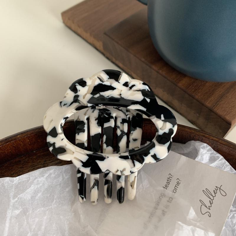 Korean Hair Claws Women Acetate Hair Clip Simplicity Colorful Fashion Claw Clip Girls Hair Barrettes Hair Accessories  New
