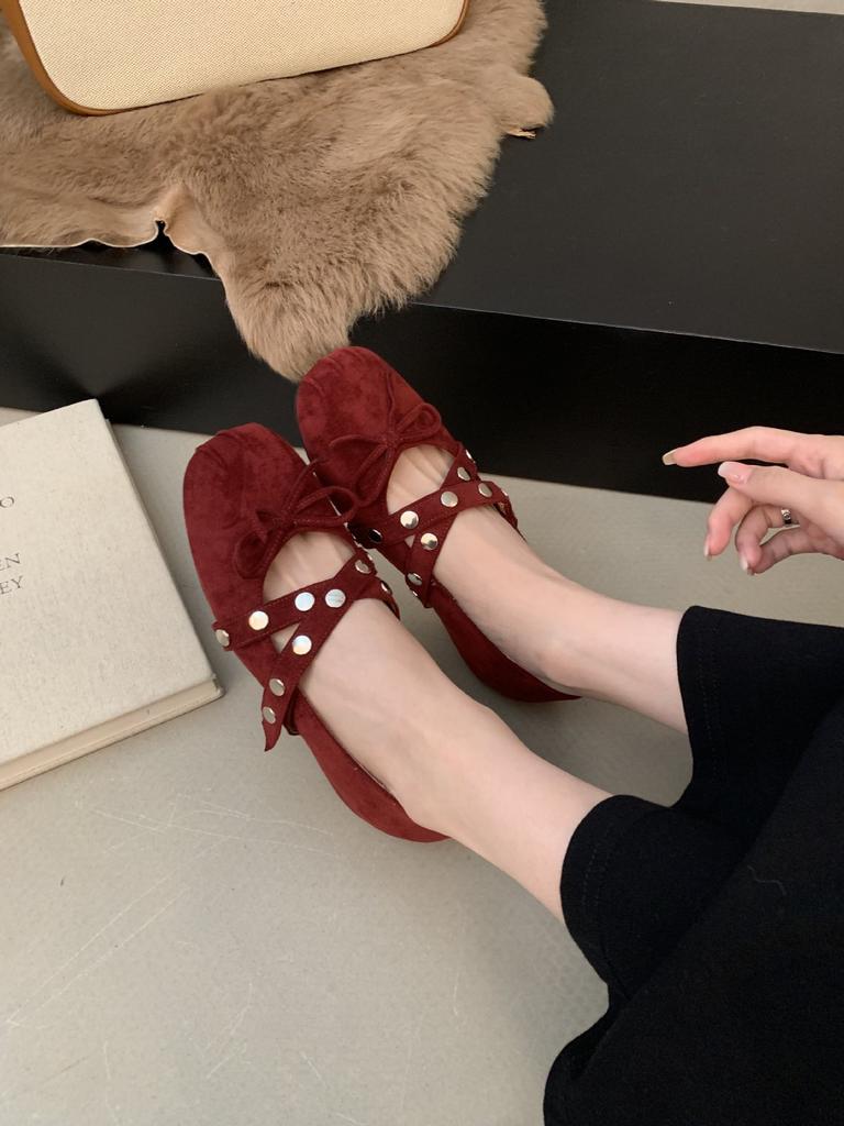 2025 autumn new round head ballet inner height increase cross with rivets commuting temperament women's shoes