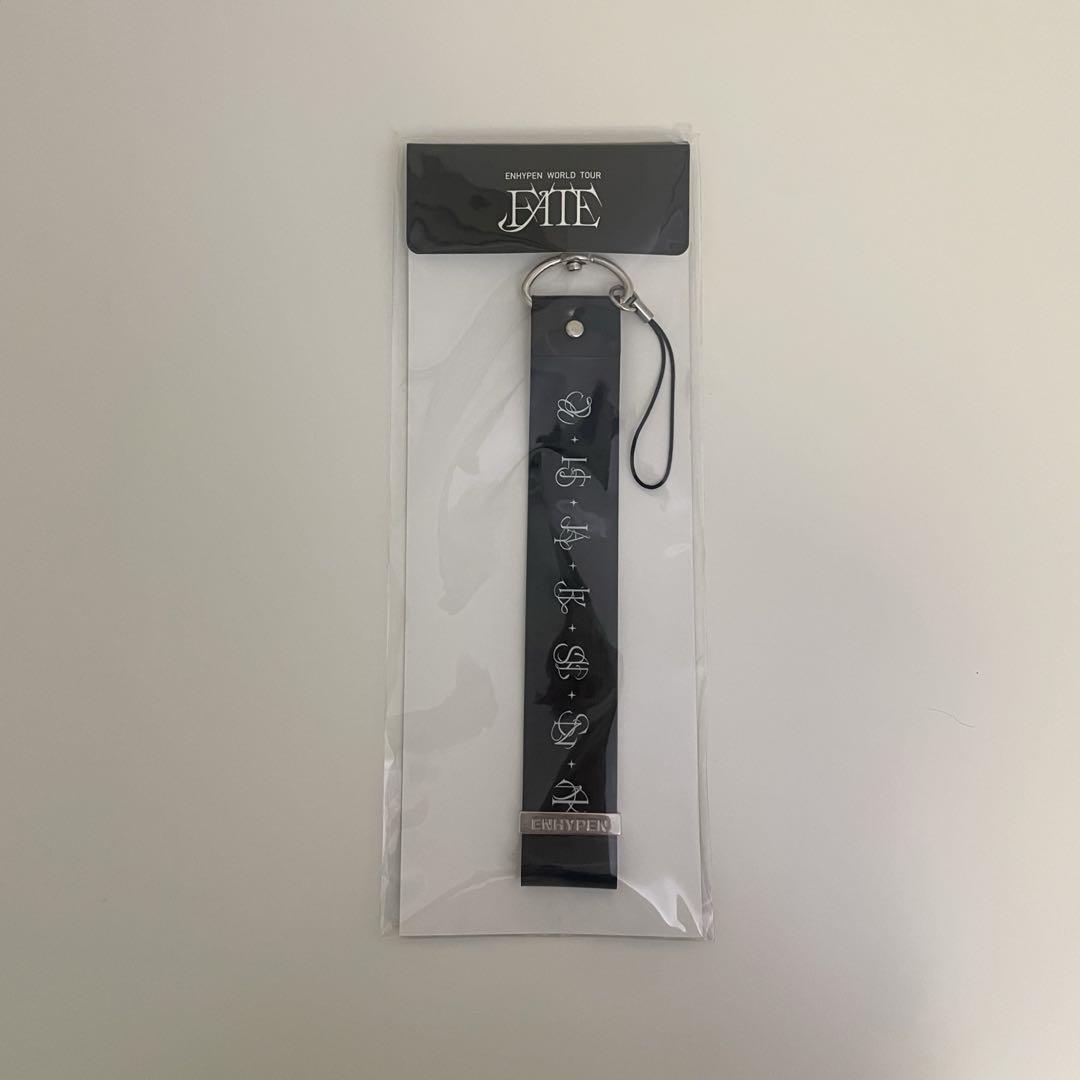 

[Б/У] ENHYPEN FATE БРЕЛОК-РЕМЕШОК