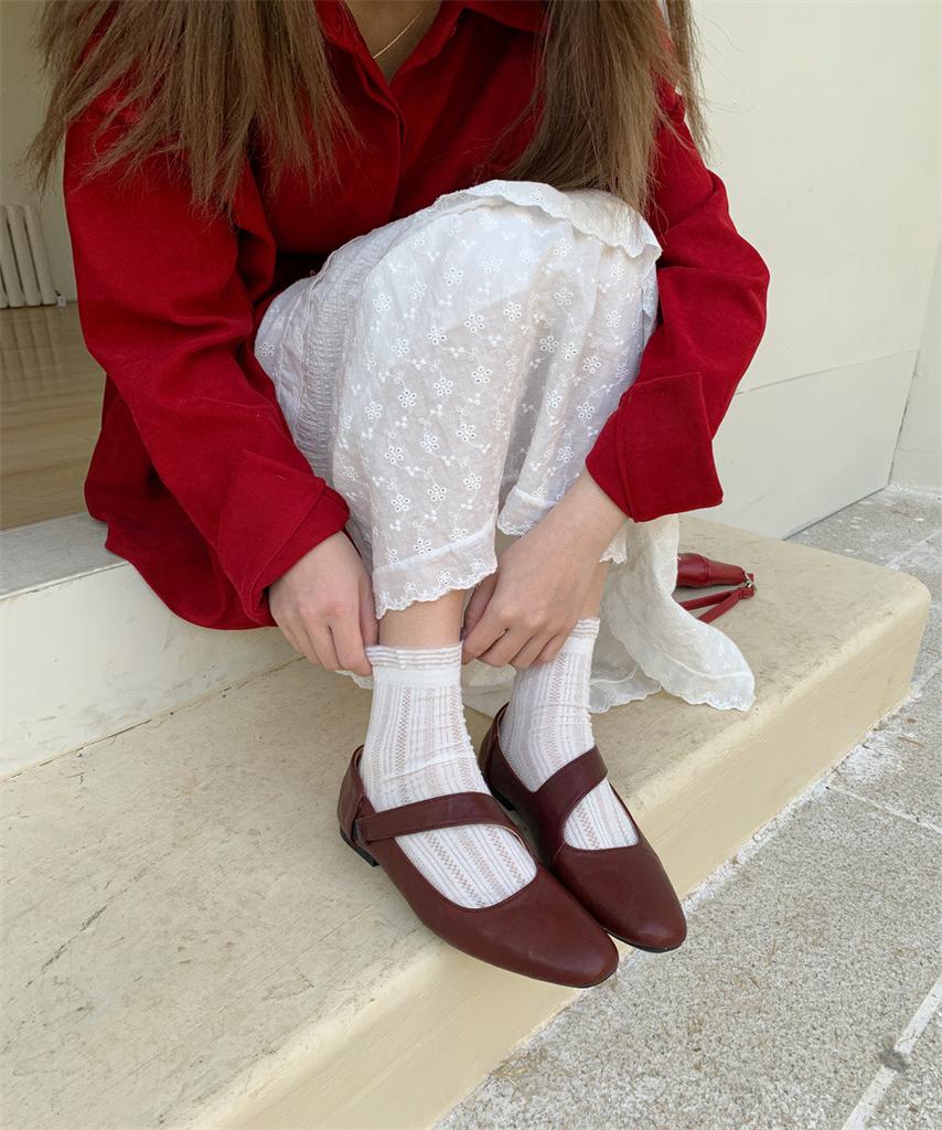 Retro style low-heeled Mary Jane shoes women's spring 2025 new square head shallow mouth soft leather beanie ladyshoes work shoes