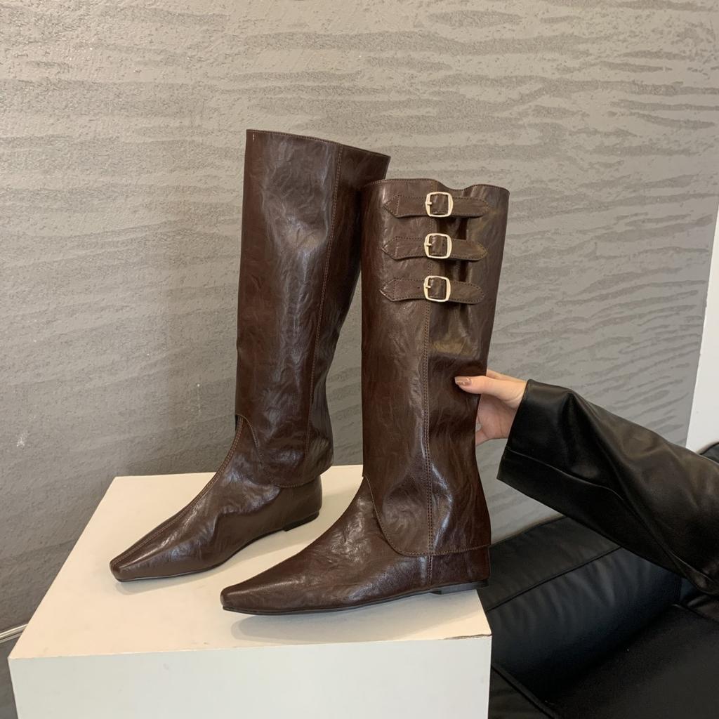 2025 Herbst neue Mode spitz zulaufende Stiefel mit innerer Erhöhung Weiblichkeit vielseitig Gürtelschnalle Ärmel Mode Stiefel