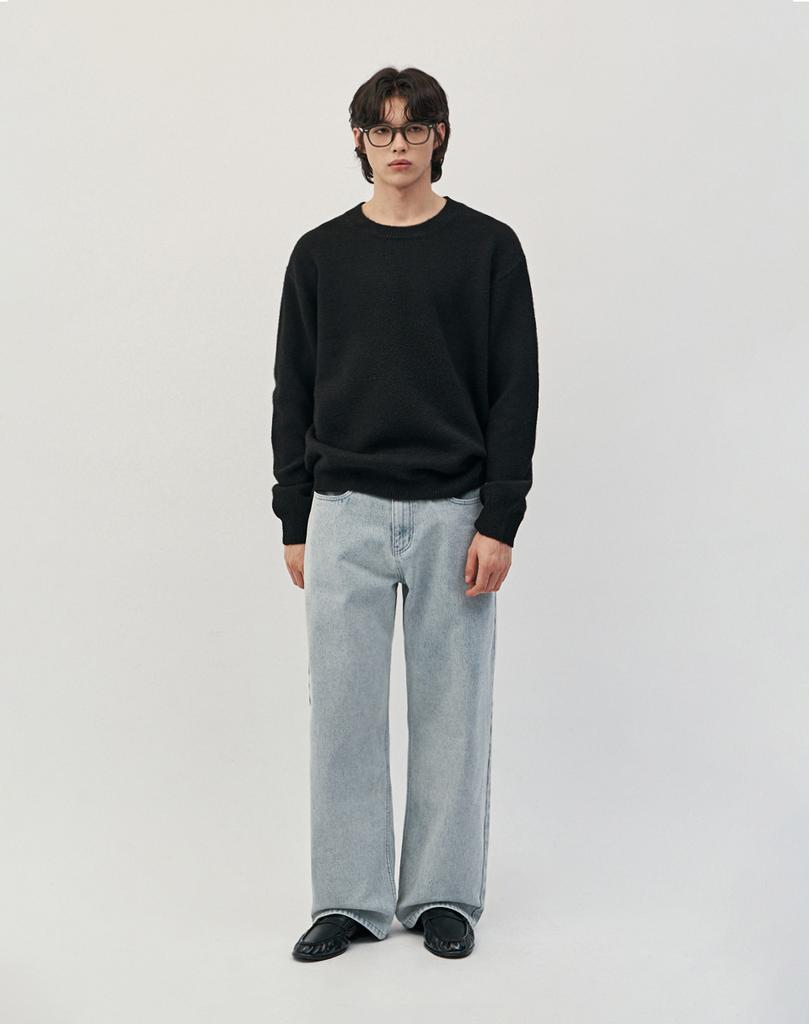 WORK ON BODY OFF Morbi Semi Oversized Plain Long Sleeve Knit [Black]