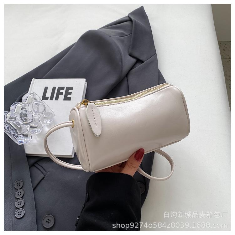 

Manufacturer summer popular bag women s new 2025 fashion messenger bag leather shoulder bag pillow bag бежевий