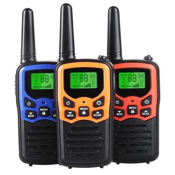 2 Sets of FRS Walkie-talkies with 22 Channels for Adults, Family Radio with LED Flashlight and LCD Display VOX for Hiking and Camping