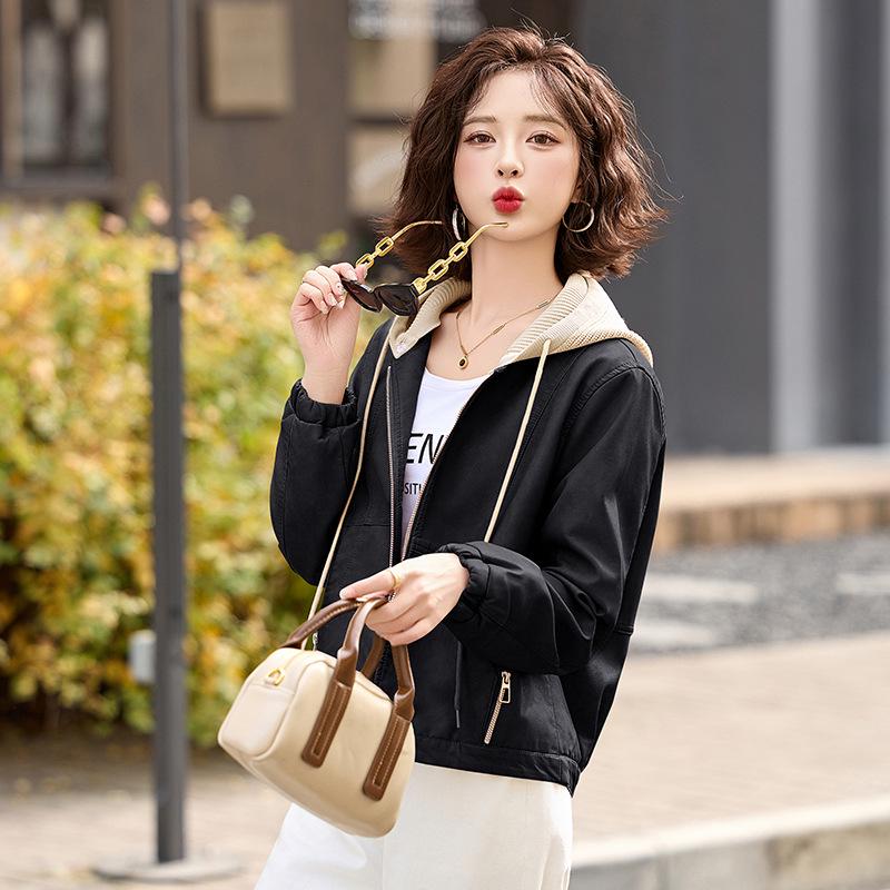 

Женская повседневная кожаная куртка в корейском стиле с шапочкой - Мода весна 2025, Универсальная и короткая (ZH1161) L: 55-60 kg чёрный