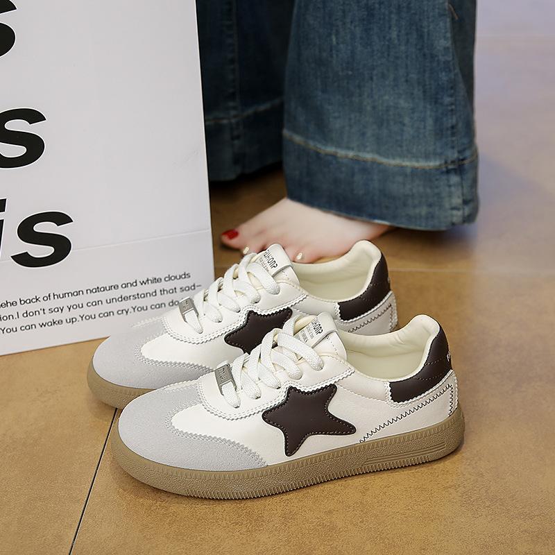 Little white shoes women's 2025 new versatile summer thin breathable board shoes with skirts high-end soft leather star shoes