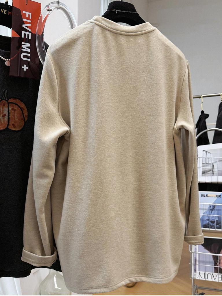 Plus Size Sister: Vintage Pumpkin Long-Sleeve Women's T-Shirt (Early Spring 2026 Collection)