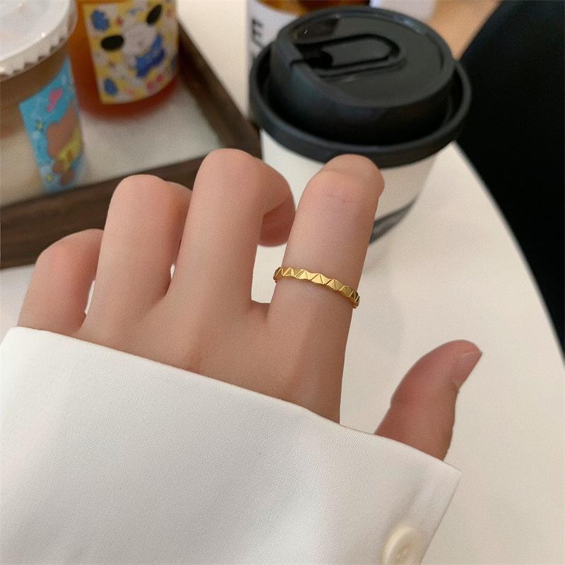 Геометрическое Цветочное Кольцо с Позолотой: Европейский и американский ретро-стиль для женщин Size 8 золотой