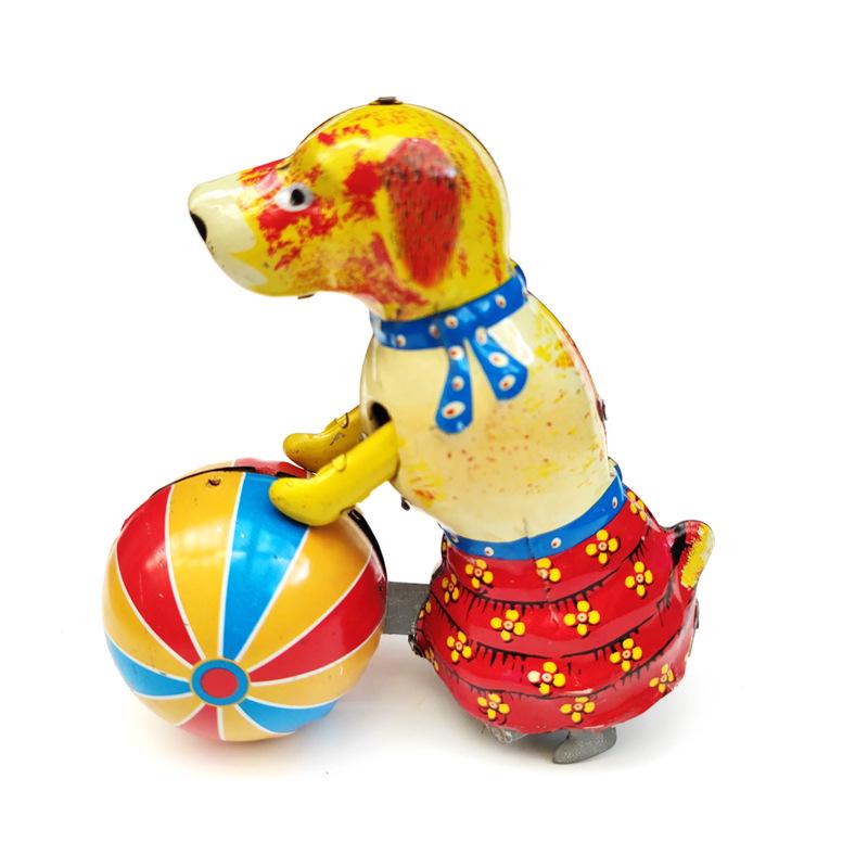 Retro Nostalgic Dog with Ball Tin Toy Ornament – Creative Personalized Gift for Dog Lovers MS824