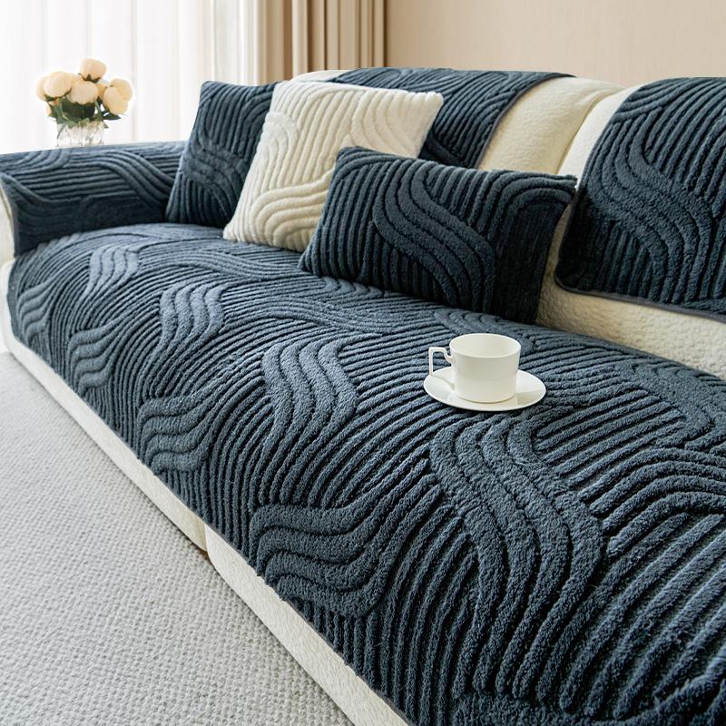 Зимний однотонный чехол на диван толстый противоскользящий трехмерный плюшевый диванный коврик домашнее украшение накидка на спинку дивана подлокотники ткань накладка на диван 110x240cm 1pcs 3700₽