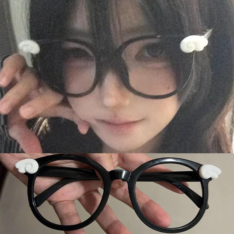 Y2K Kawaii Angel Wings Glasses Frame Cute Little Wings Black Round Eyeglass Frame Lensless Face Decorative Eyewear for Daily Use