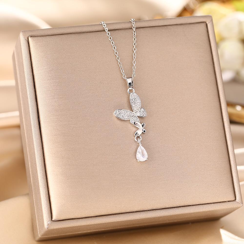 Women's Silver Titanium Steel Necklace with Micro-Inlaid Zircon - Elegant, Durable Clavicle Chain Jewelry