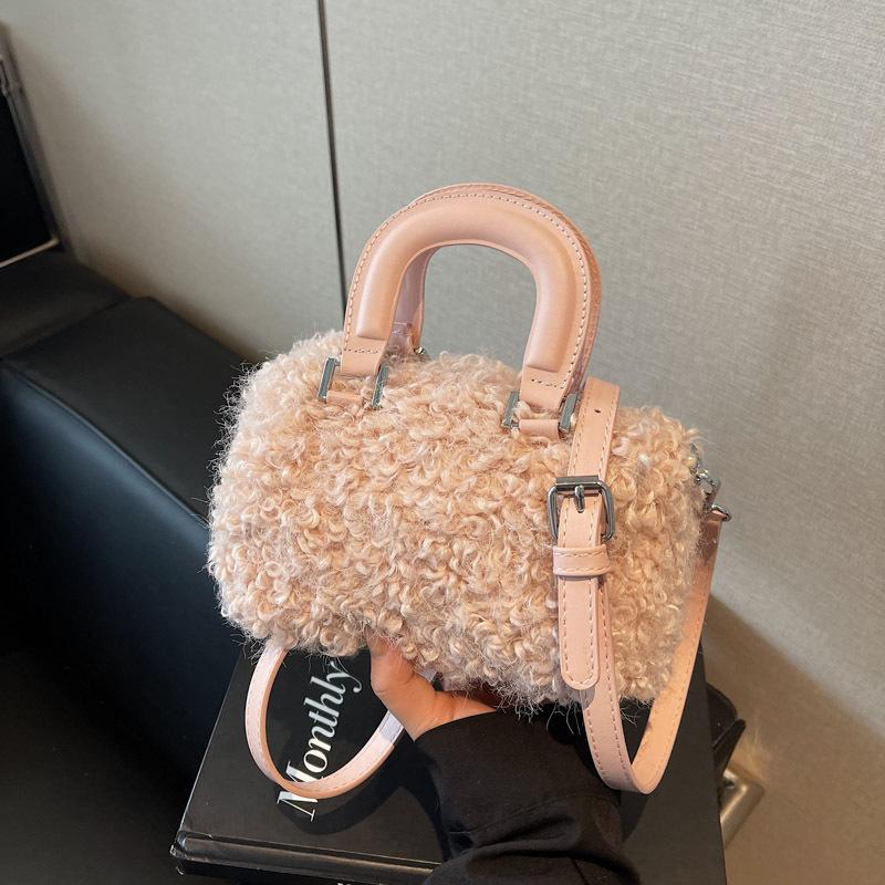 Torebka na rękę jesienna z wełny jagnięcej damska nowa moda torba na ramię niszowy trend torba listonoszka