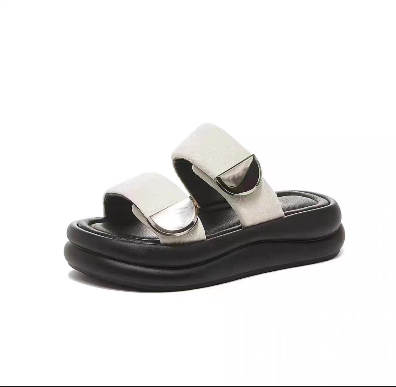 

Platform slippers women s summer wear fashion 2025 new high-end seaside beach sandals Internet celebrity super fire sandals 40 белый