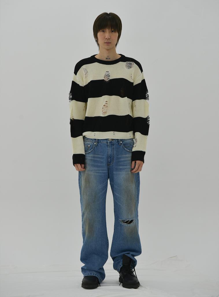 Baedeuboijeuseupocheukeulleob 302.0 : Ripped Sweater_Stripe
