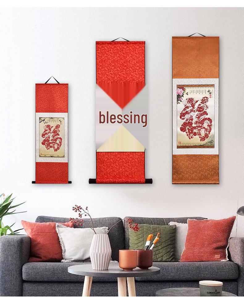 Silk Paper-Cut Hanging Artwork: Chinese-Style Decorative Gift for Travelers