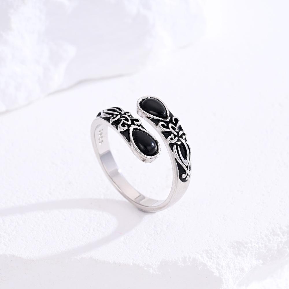 European and American Moonstone Pear-shaped Ring Female Victorian Retro Relief Bow Bosnian Style Ring