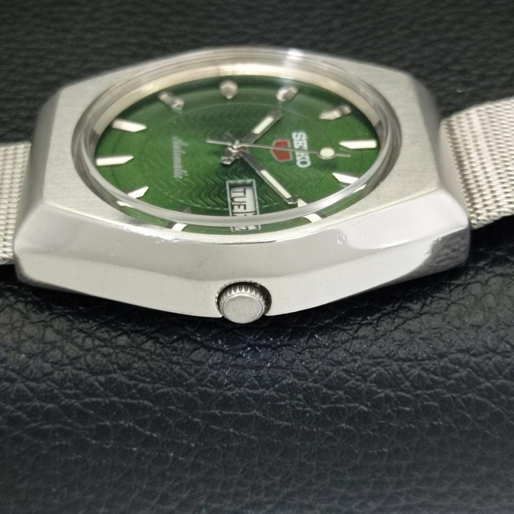 Seiko 5 AUTOMATIC 6309A VINTAGE JAPAN MENS GREEN COLOR DIAL WATCH A701424-5