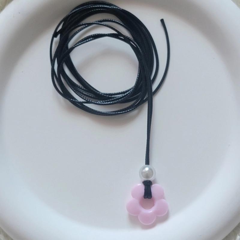 Sweet Cool Pearl Flower Pendant Necklace Fashion Summer Choker Wax Rope Lace up Collar Necklace Statement Jewelry