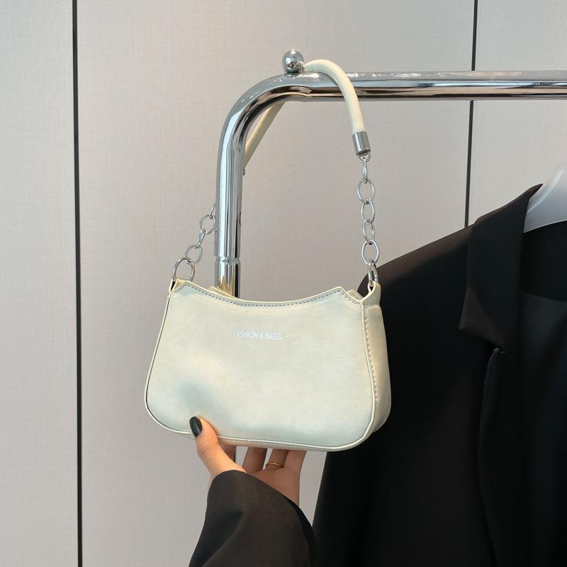 2025 New Foreign Style Casual Popular Fashion Handbag Retro Personality Niche Design Beautiful Shoulder Crescent Bag