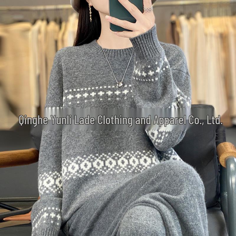 Women's Loose Cashmere Jacquard Sweater - Thick, Versatile, Half-High Neck Knitwear for Autumn/Winter