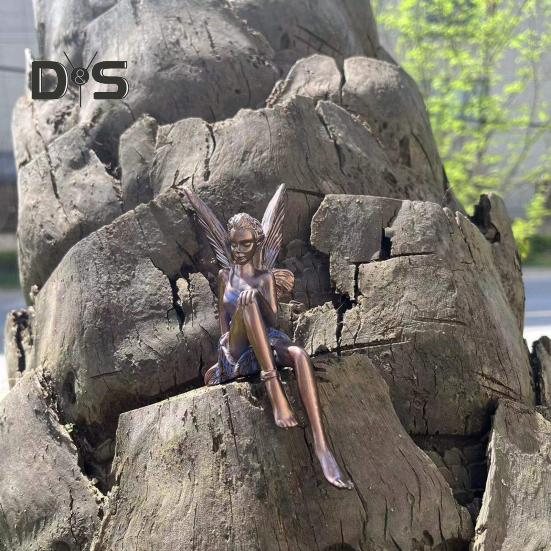 Flower Fairy Statue Resin Winged Fairy Figurine Outdoor Garden Fairy Sculpture for Home Porch Lawn Courtyard Decoration