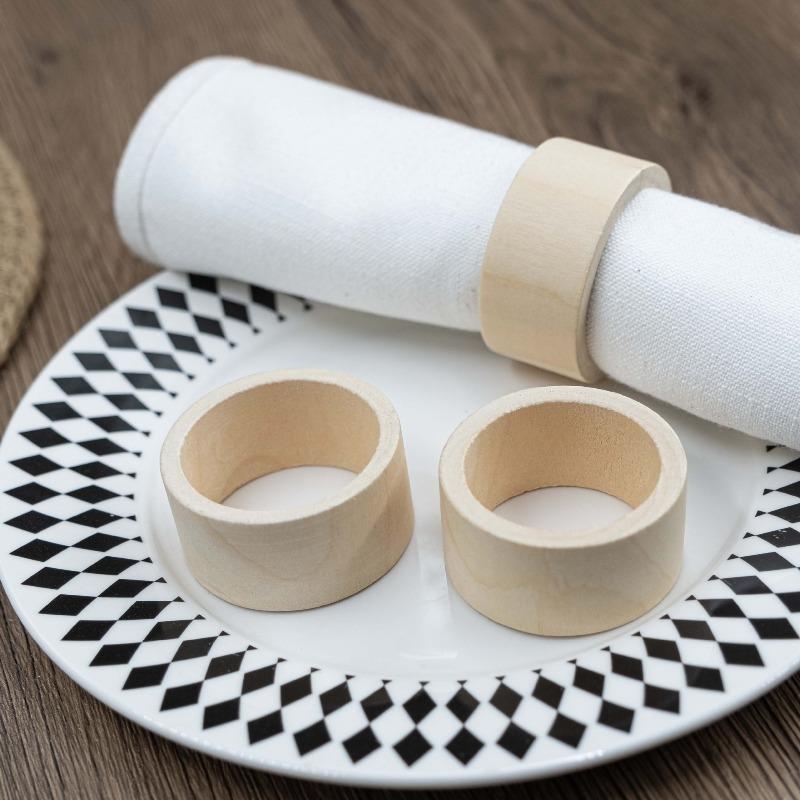 Wood Napkin Rings Dining Table Napkin Holder Decorative Holiday Napkin Rings for Wedding Party Dinner Table Decoration