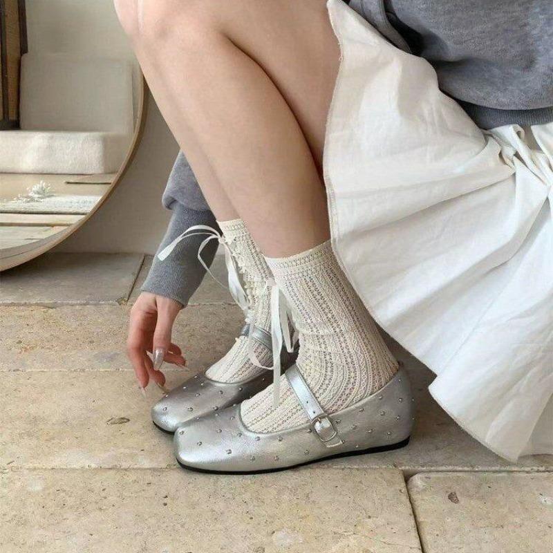 Fashion Spring New Flat Shoes Women Square Head Shallow Mouth Rivets A Word Buckle Soft Sole Anti-slip Wear-resistant Single Shoes