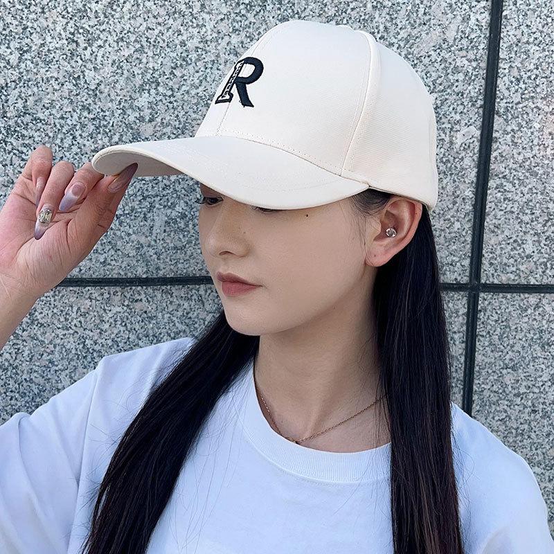 Kapelusz przeciwsłoneczny damski letni wersja koreańska modny wszechstronny z literami czapka baseballowa męska i damska outdoorowa z szerokim rondem odporna na UV czapka siatkowa