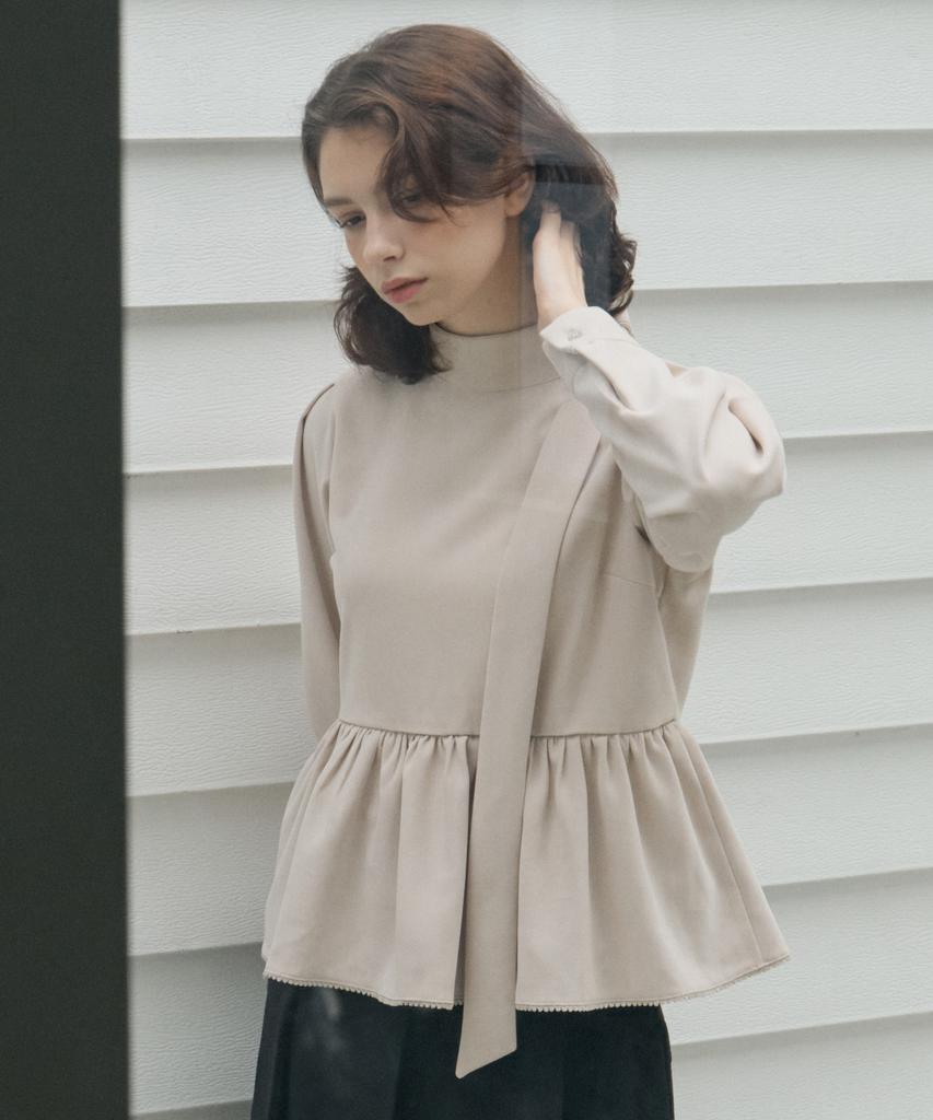 ITOV SEOUL Ribbon Tie Blouse Beige