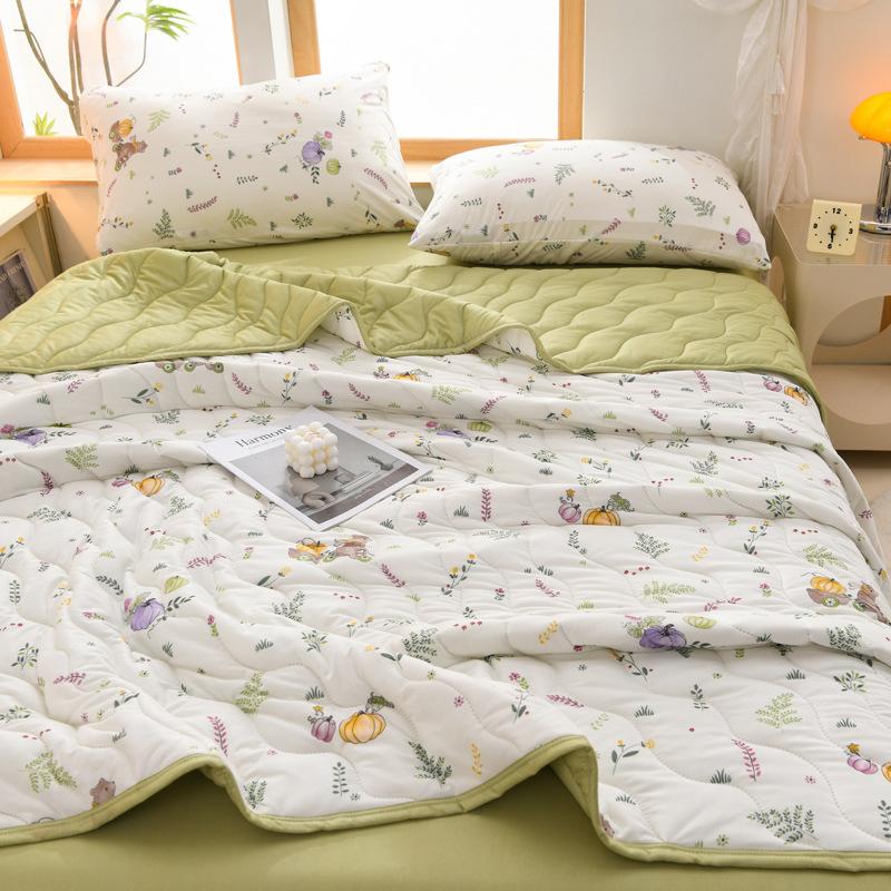 Spring Summer Thin Quilt 150X200Cm/180X200Cm Soft Lightweight Blanket Student Dormitory Cool Air Conditioning Quilt Washable