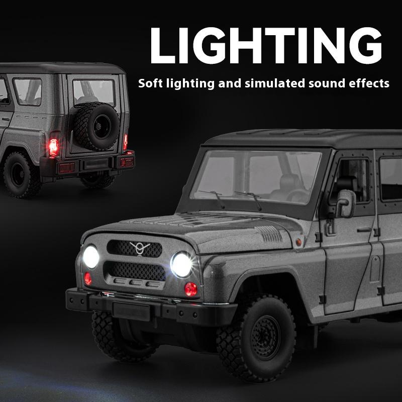 1/18 Model de Automobil Rusesc UAZ Hunter Metal Turnat Sub Presiune Mașină de Jucărie Off-Road, Sunet și Lumină Simulat Jucărie de Halloween Cadou