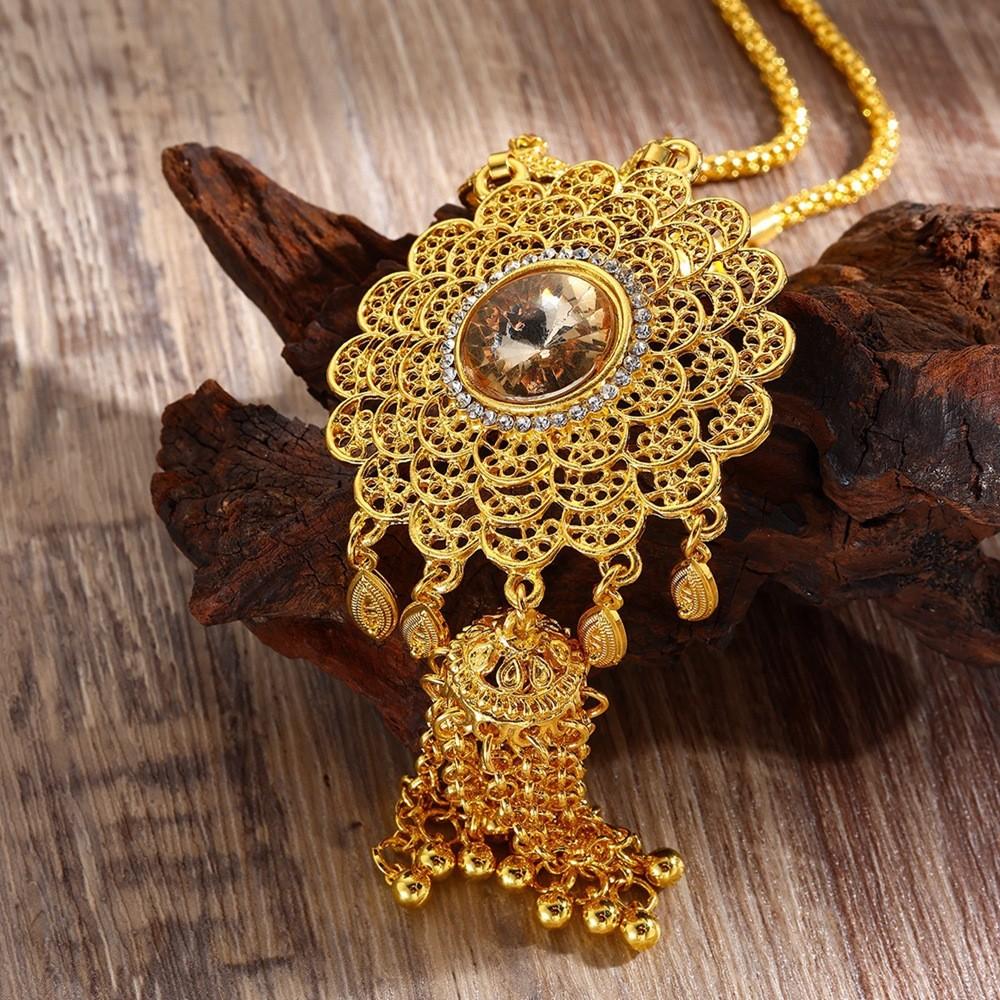 Collier Pendentif Style Tribal Indien en Alliage Doré Avec Motif Fleur en Cristal Pour Femmes